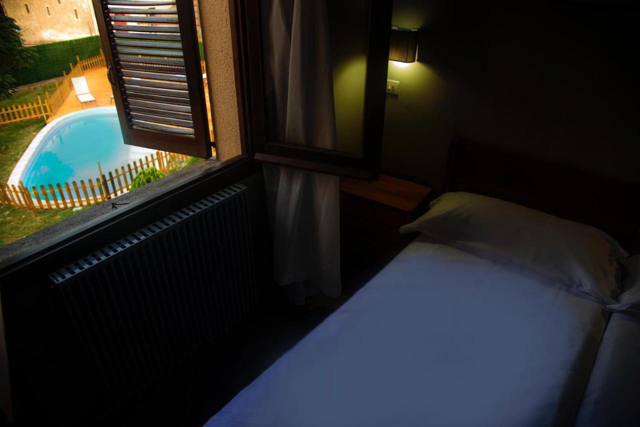 Hotel Fiesta Mega Only Adults Darnius Bagian luar foto
