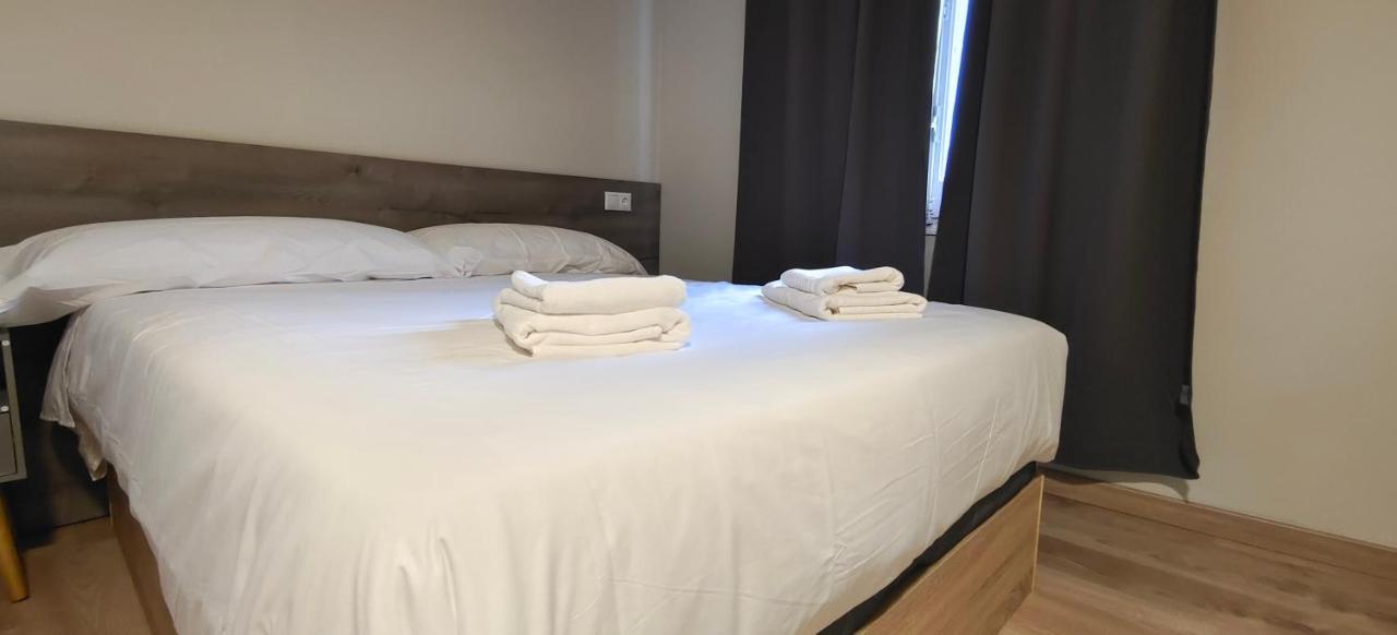 Hotel Fiesta Mega Only Adults Darnius Bagian luar foto